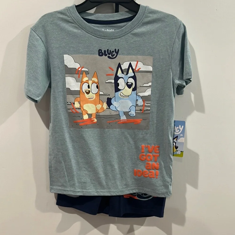 Bluey Boys' Short Sleeve Graphic Tee and Shorts Set, 2-Piece, Size 7